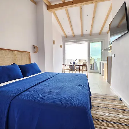 Mediterranean Loft Apartment *