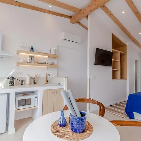 Mediterranean Loft Apartment *