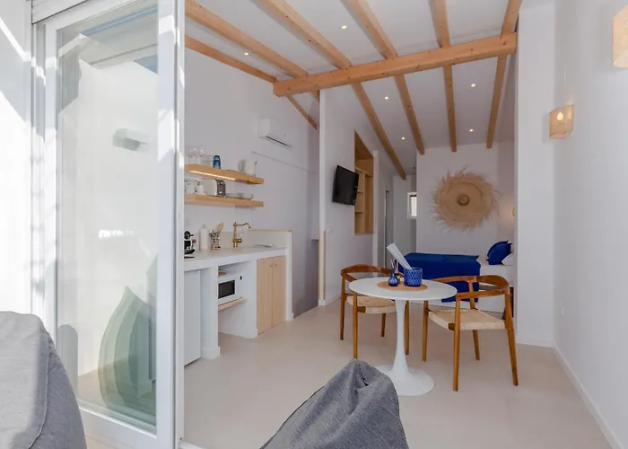 Mediterranean Loft *